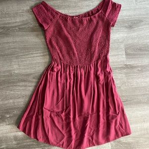 Mossimo Maroon Ruched tunic length blouse
